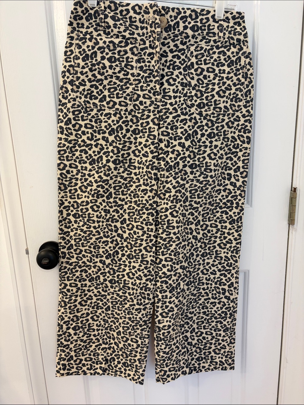 Nicole Miller stretchy cropped/ankle pants size 8 NEW